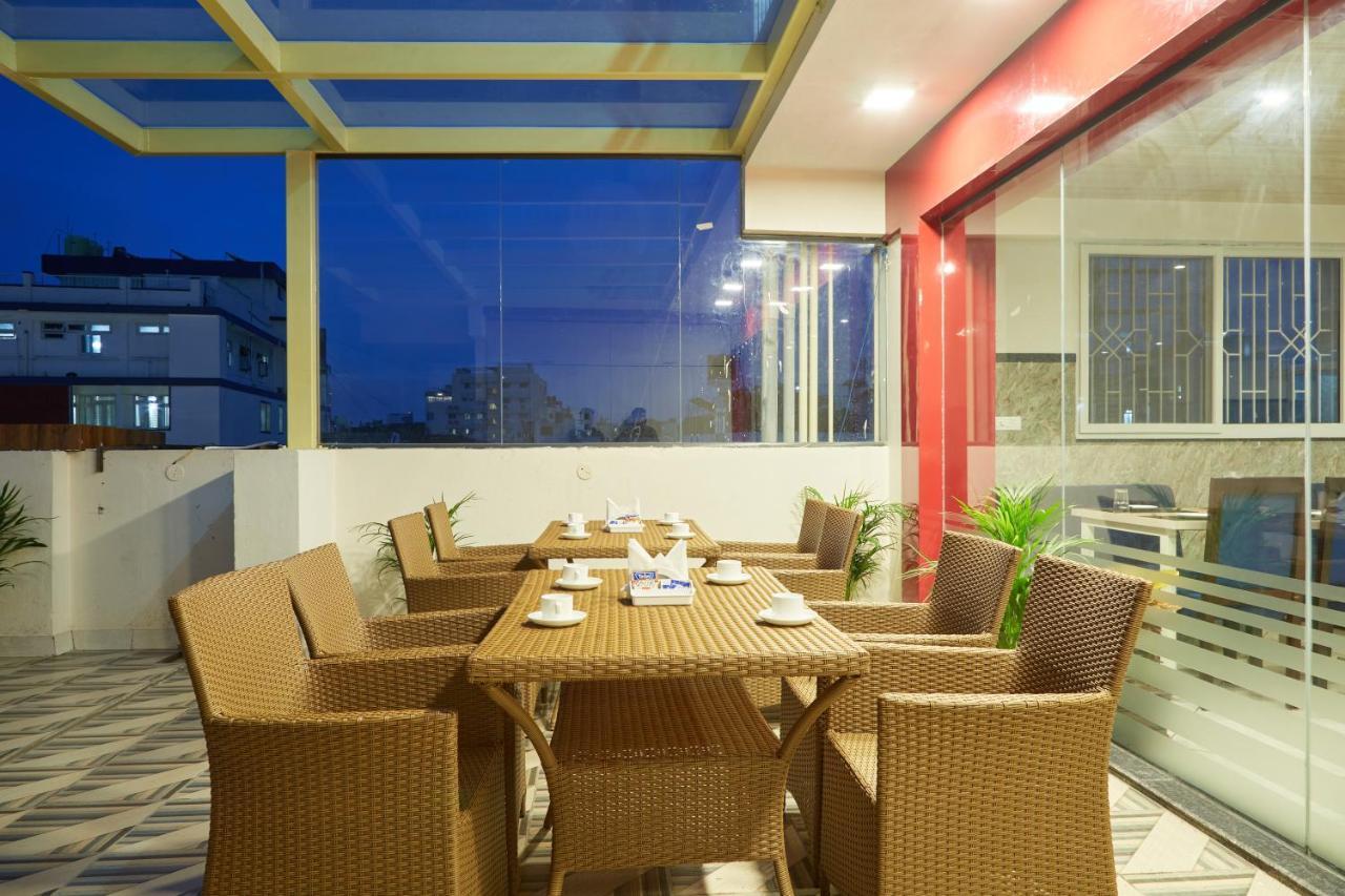 Vovo Premier Hotel 班加罗尔 外观 照片
