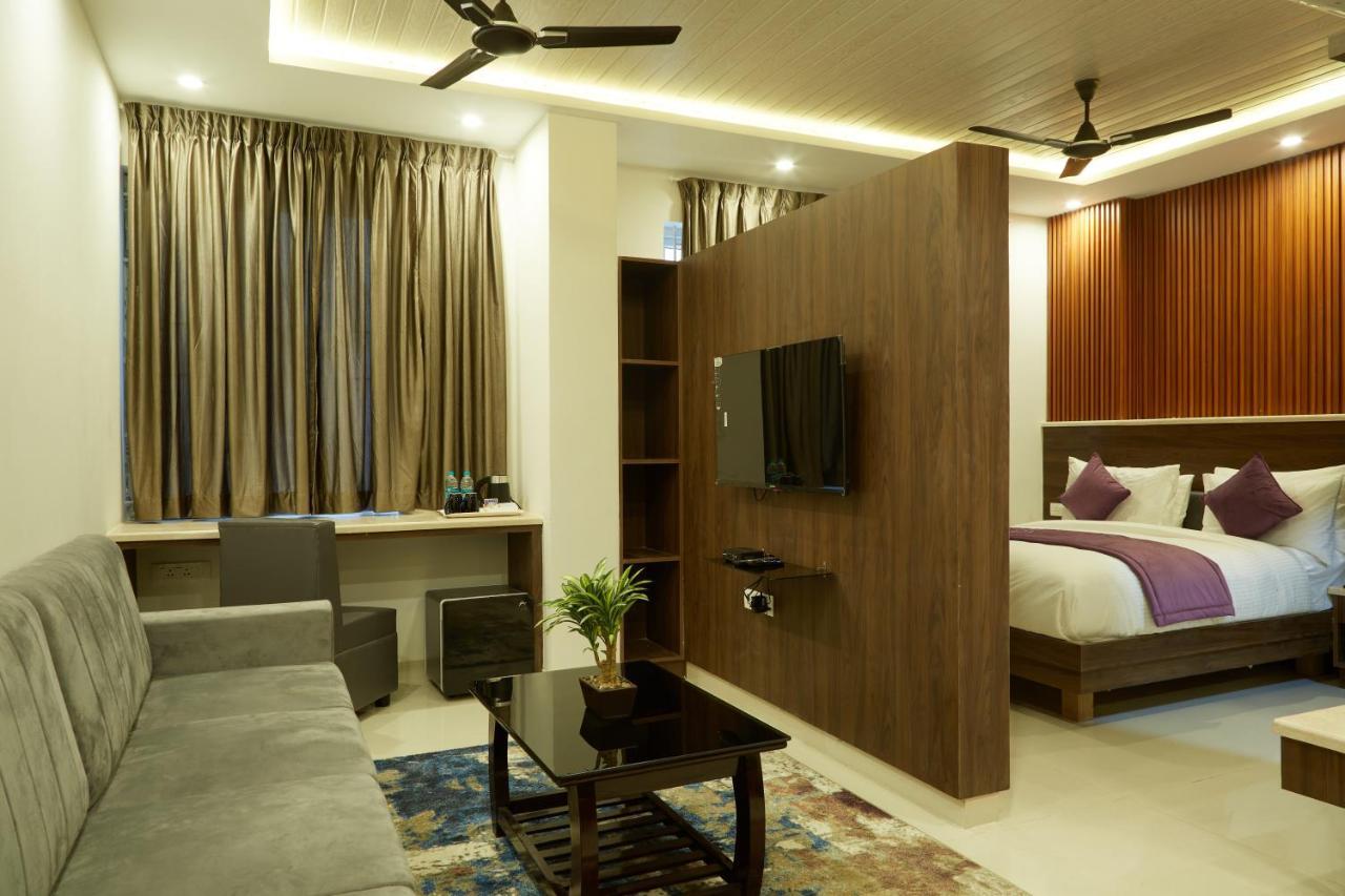 Vovo Premier Hotel 班加罗尔 外观 照片