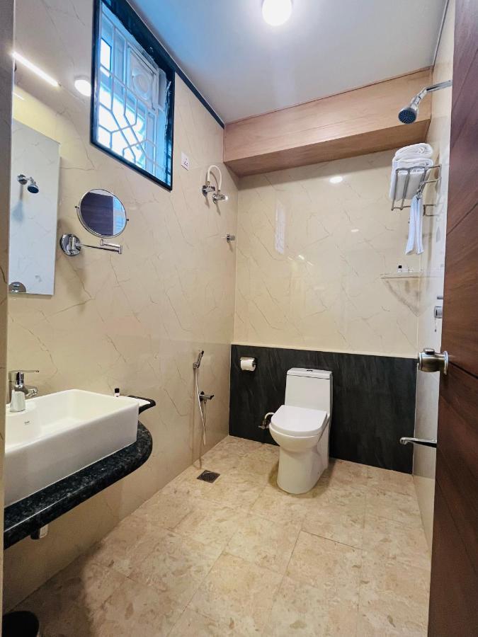 Vovo Premier Hotel 班加罗尔 外观 照片